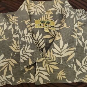 Late Date Resort Wear Hawaiian Style Men's Short Sleeve Silk Shirt SZ M